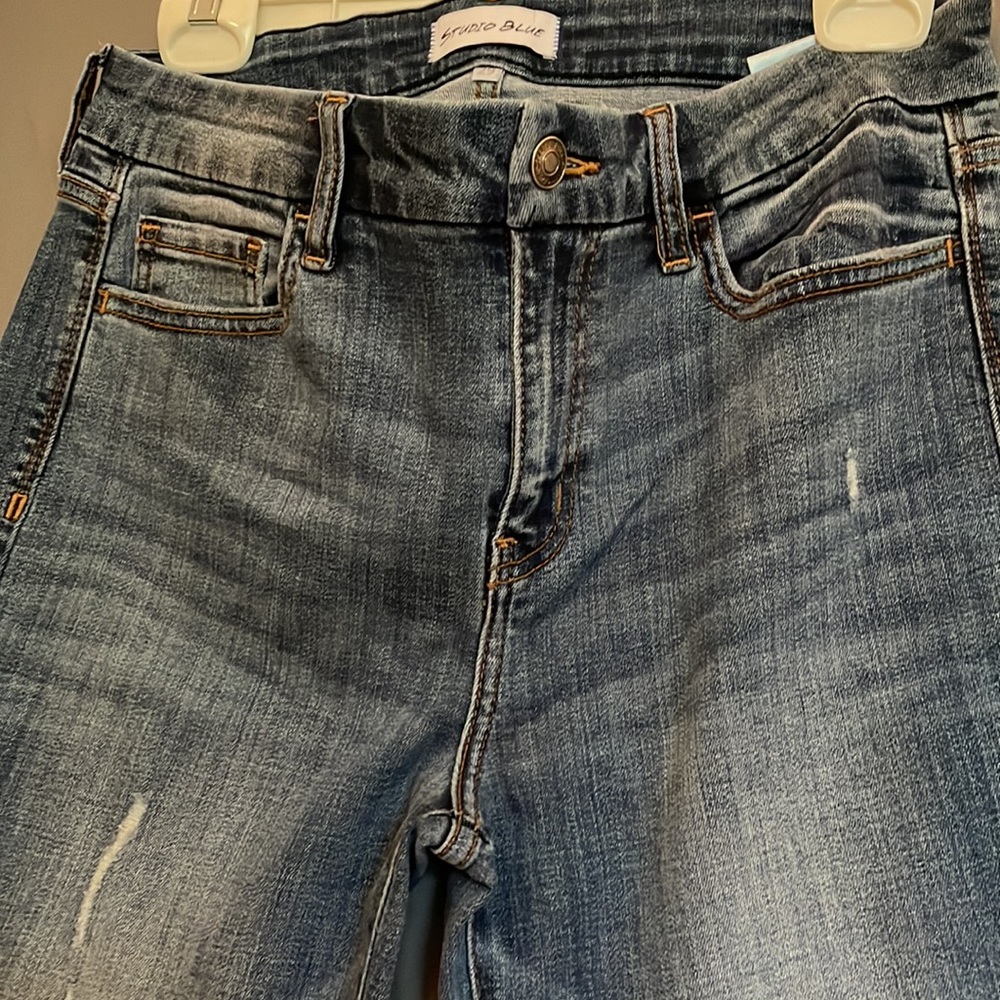 Studio Blue jeans in excellent preowned condition size 29 - Picture 2 of 5